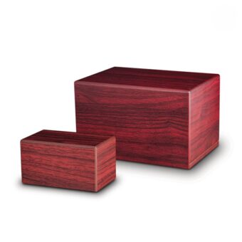 Houten urn in de vorm van een kistje in de kleur Mahoni