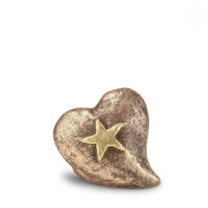 Mini urn hart met daarop een ster