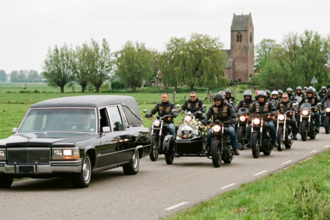 Uitvaart motorrijder